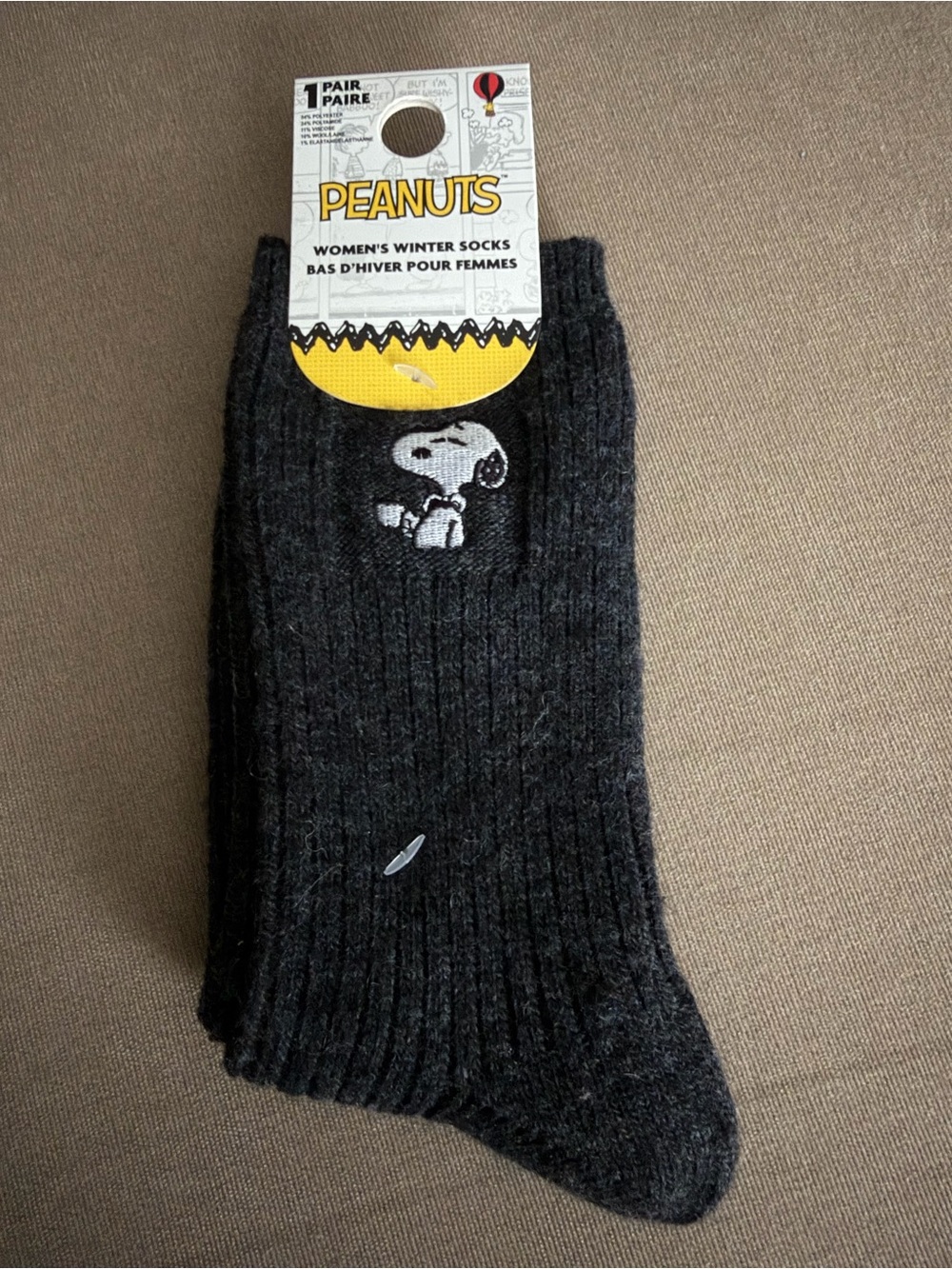 Peanuts Black Women's Ribbed Snoopy Socks